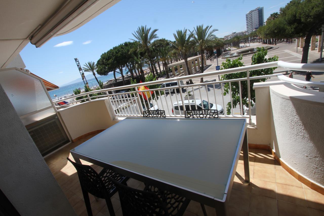 For A Stay Santillana Plaza Salou Eksteriør billede